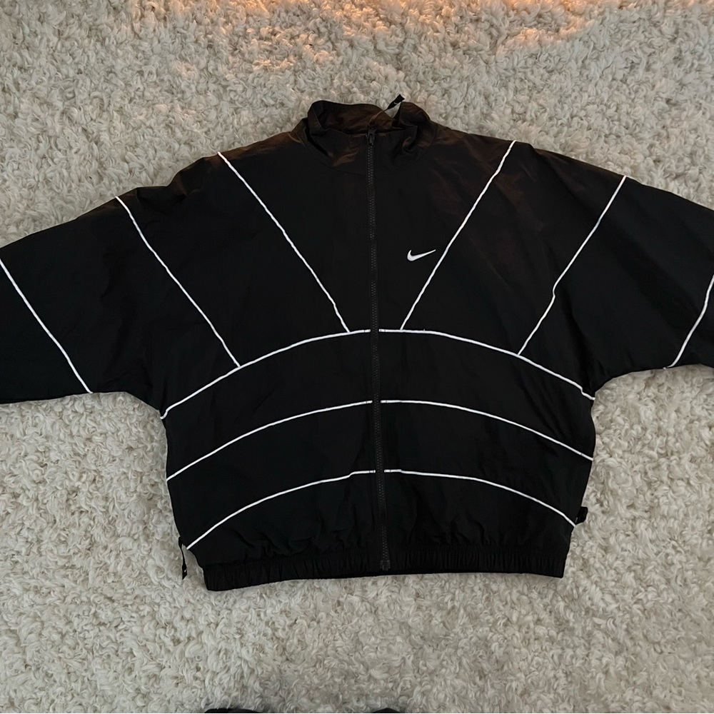 Nike windbreaker